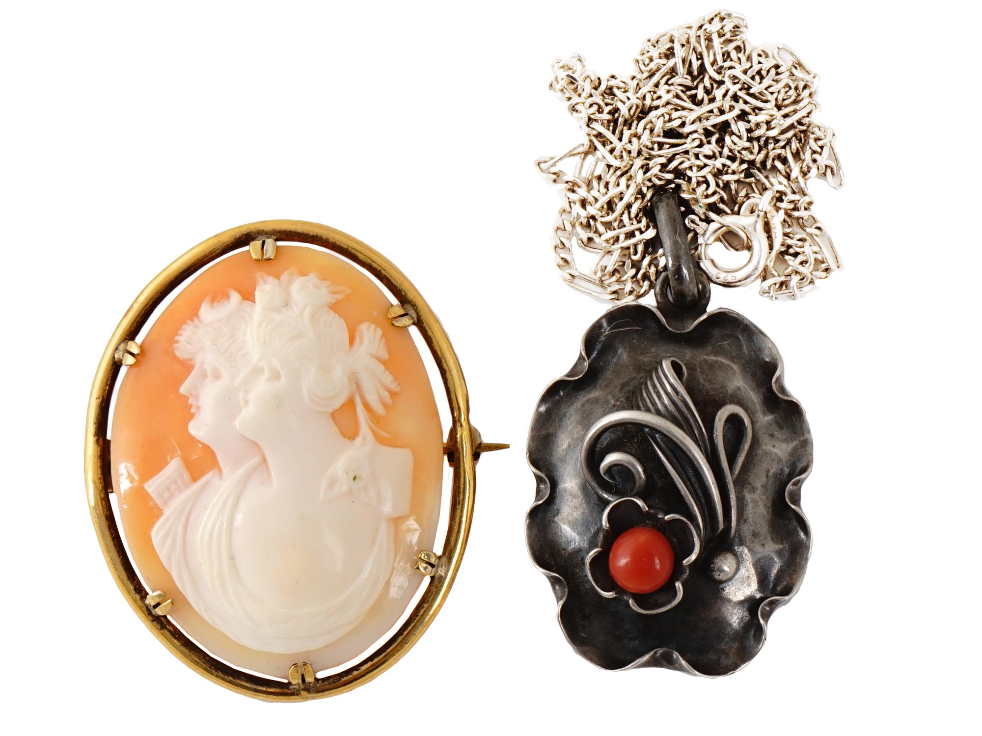 ANTIQUE CAMEO BROOCH AND SILVER PENDANT NECKLACE PIC-0